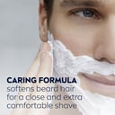 NIVEA MEN SHAVING GEL MOISTURISING 200ML thumbnail 6