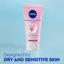 NIVEA DAILY ESSENTIALS GENTLE CREAM WASH 150ML thumbnail 4