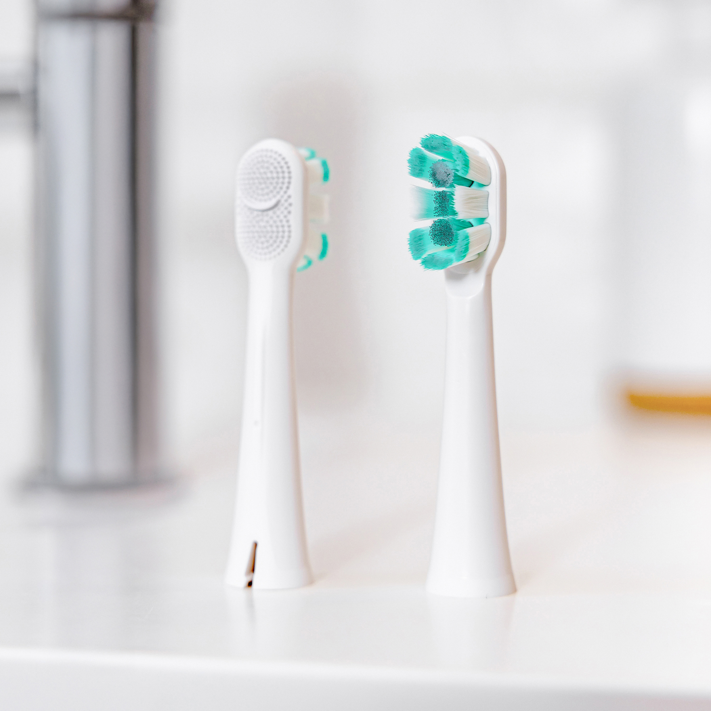 COLGATE TOOTHBRUSH TOTAL POWER TOOTHBRUSH REFILL 2 PACK - Image 3