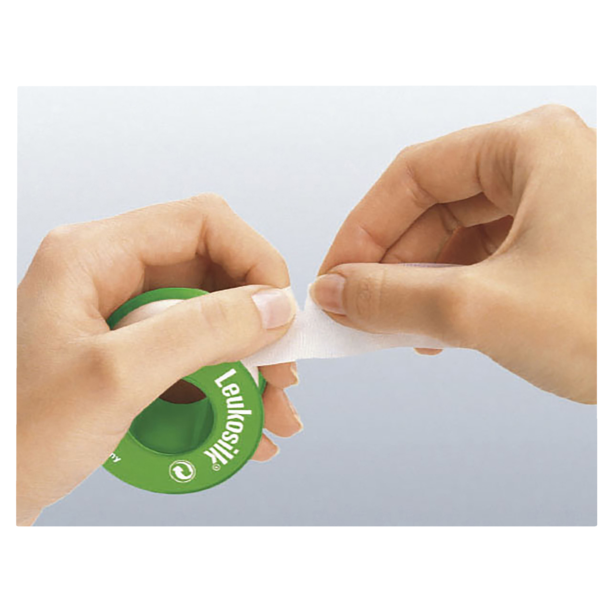 LEUKOSILK TAPE 2.5CM X 5M - Image 11
