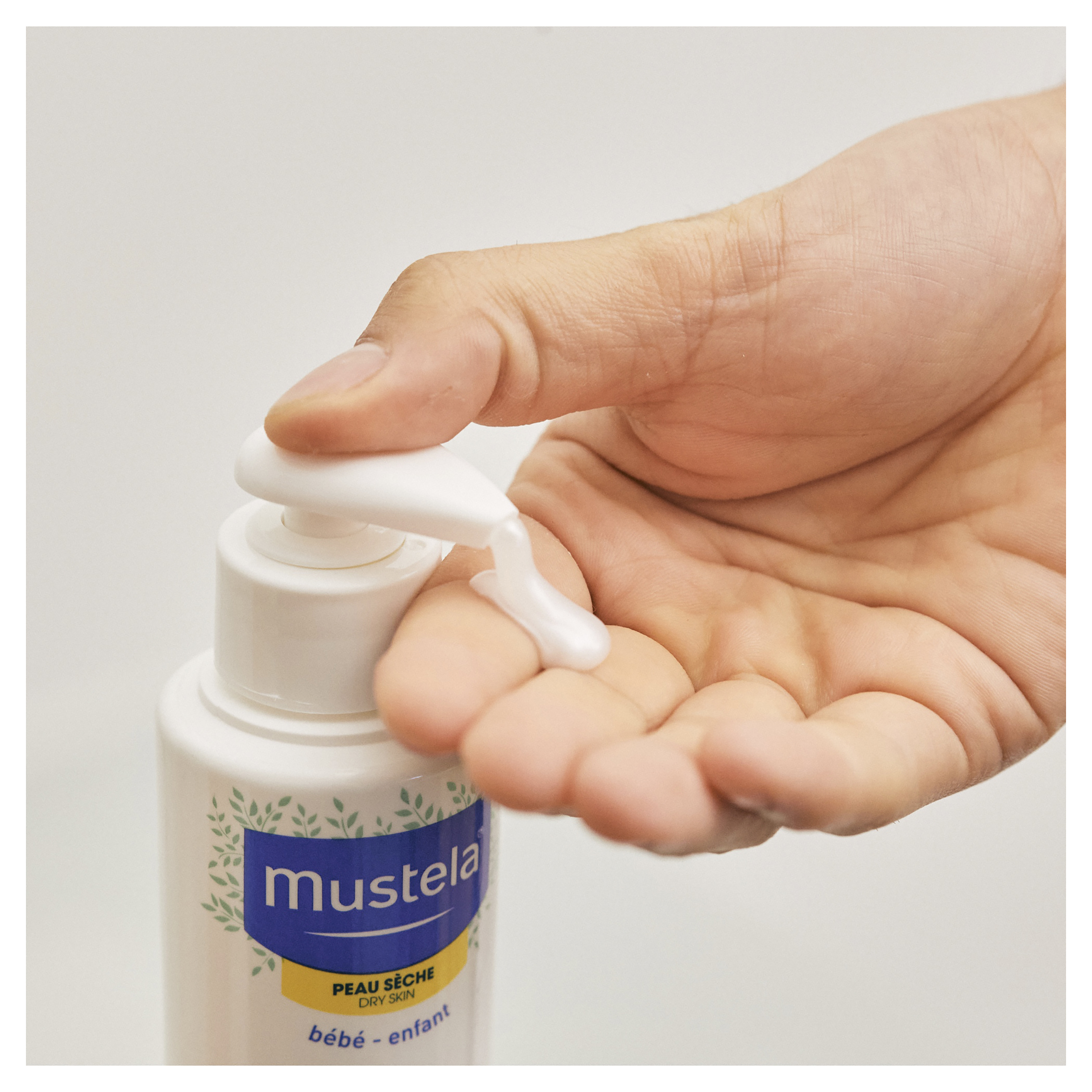 MUSTELA NOURISH CLEANSE GEL COLD CREAM 300ML - Image 3