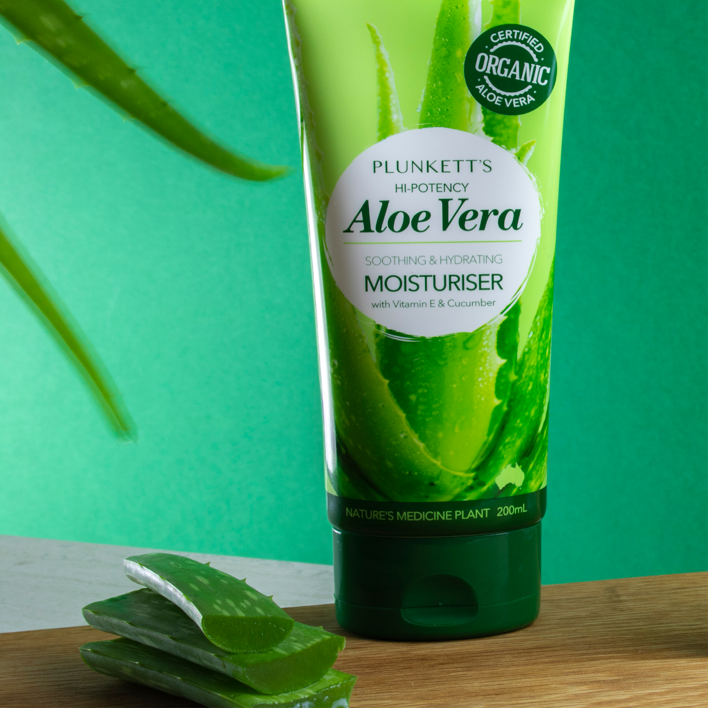 PLUNKETTS HI POTENCY ALOE VERA AFTERSUN MOISTURISER 200ML - Image 8