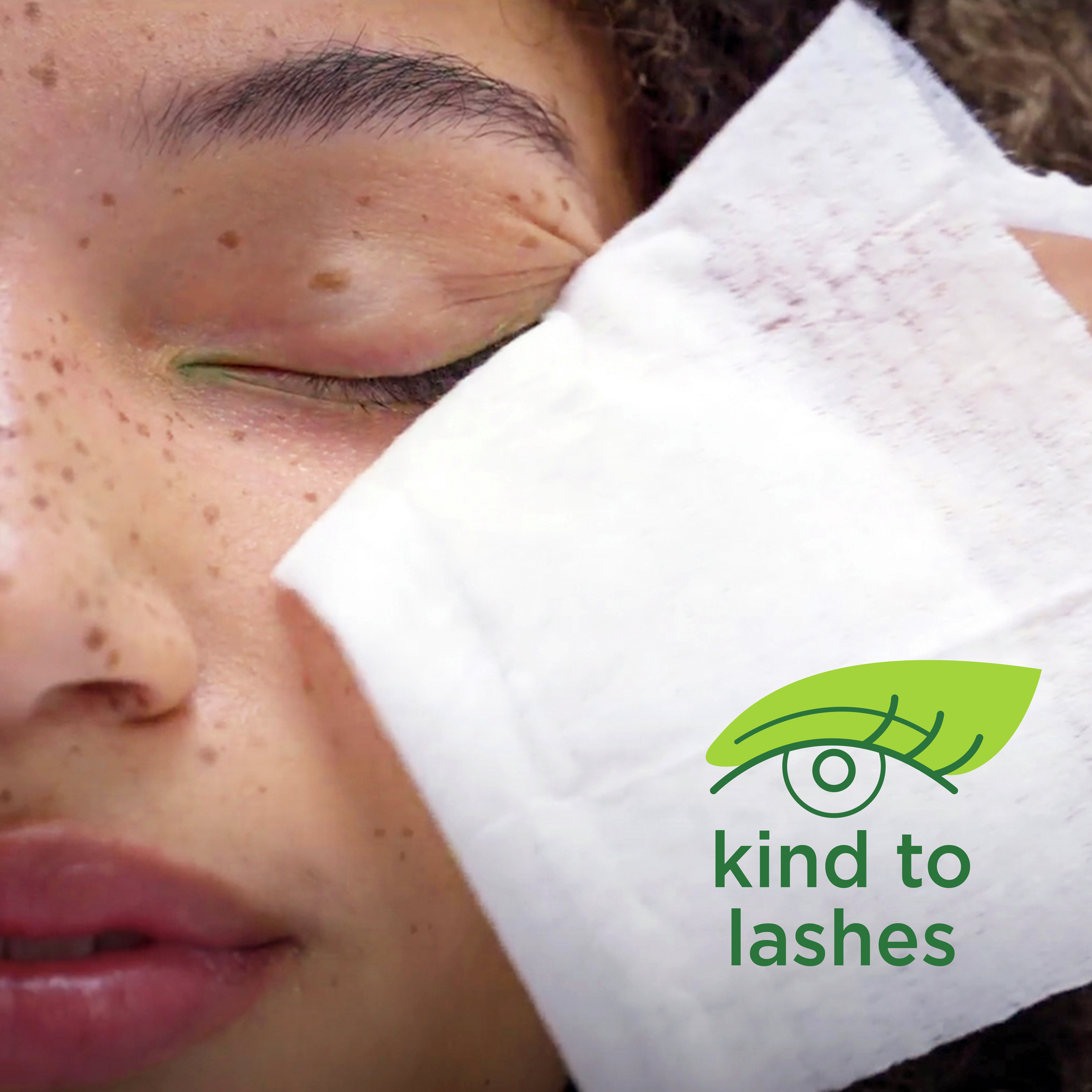 SIMPLE FACE WIPES WATER BOOST MICELLAR 20 PACK - Image 3