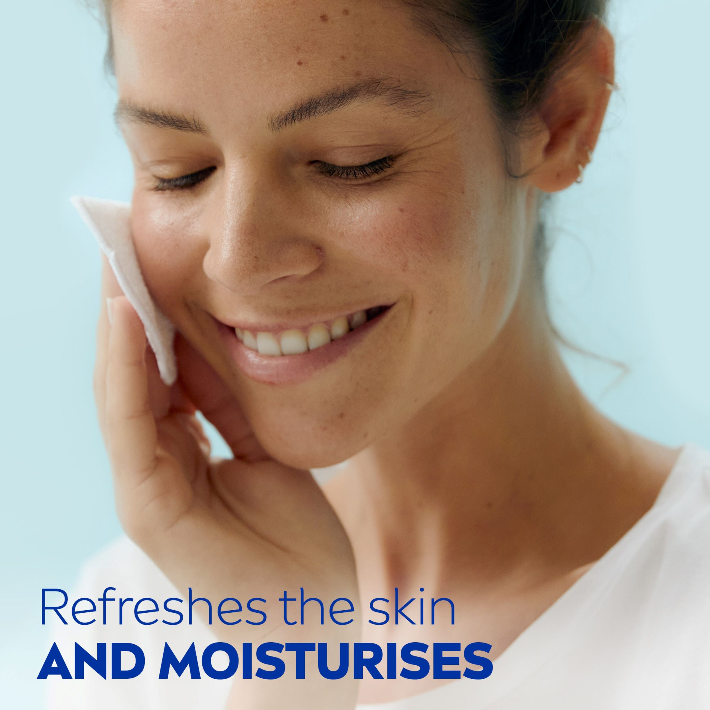 NIVEA DAILY ESSENTIALS REFRESHING TONER 200ML - Image 3